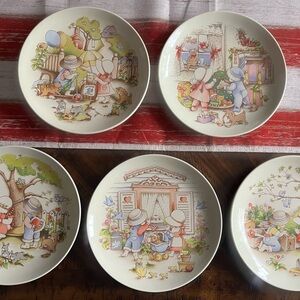 Watkins Collector Kids Dessert Plates 1991